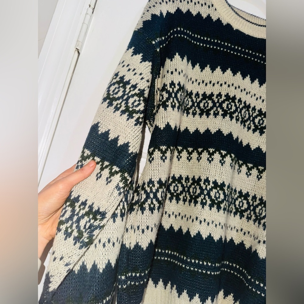 👑 VINTAGE SIZE L Men's Patterned Crewneck Sweater - Black and Cream - Picture 4 of 9